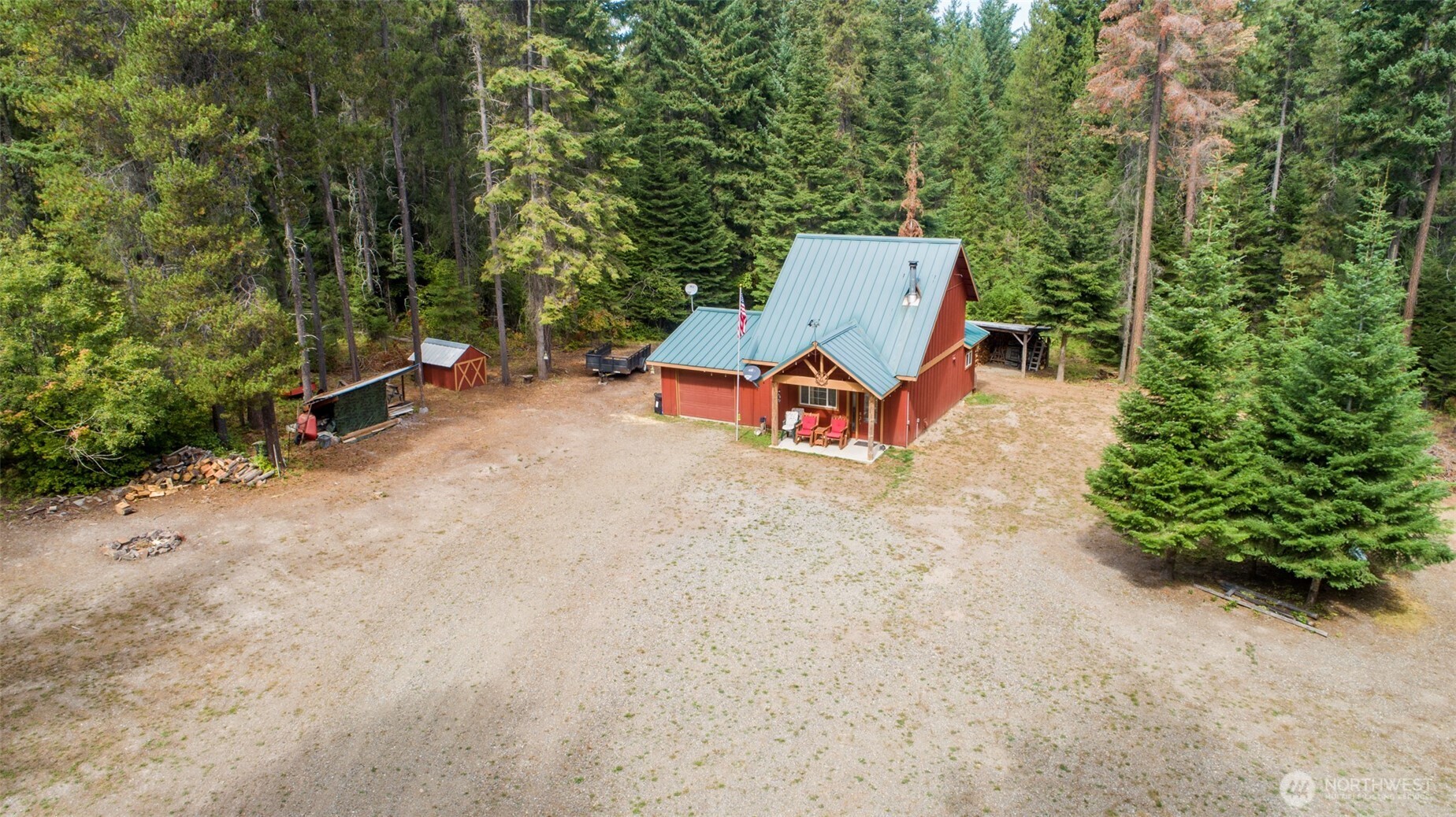 1850 Timber Mountain Loop Cle Elum, WA 98922 - Photo 27 of 32 a view of a park with iron fence