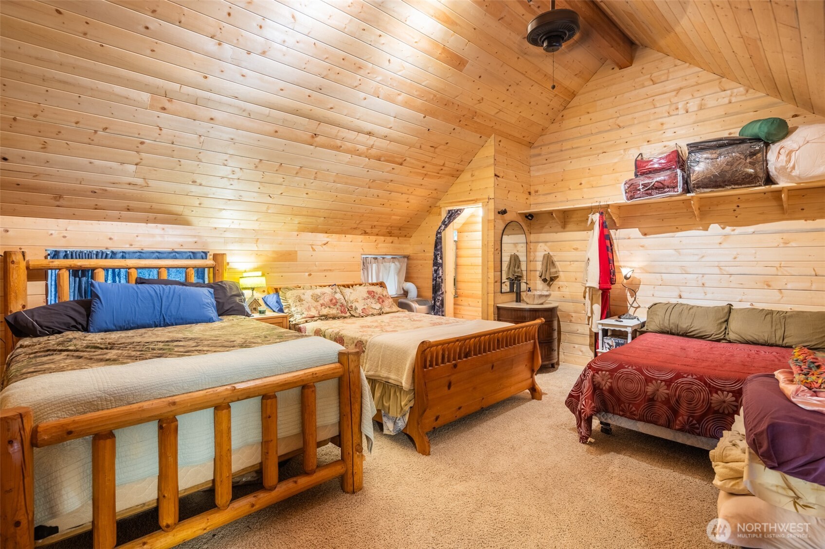 1850 Timber Mountain Loop Cle Elum, WA 98922 - Photo 10 of 32 a bedroom with bed and window