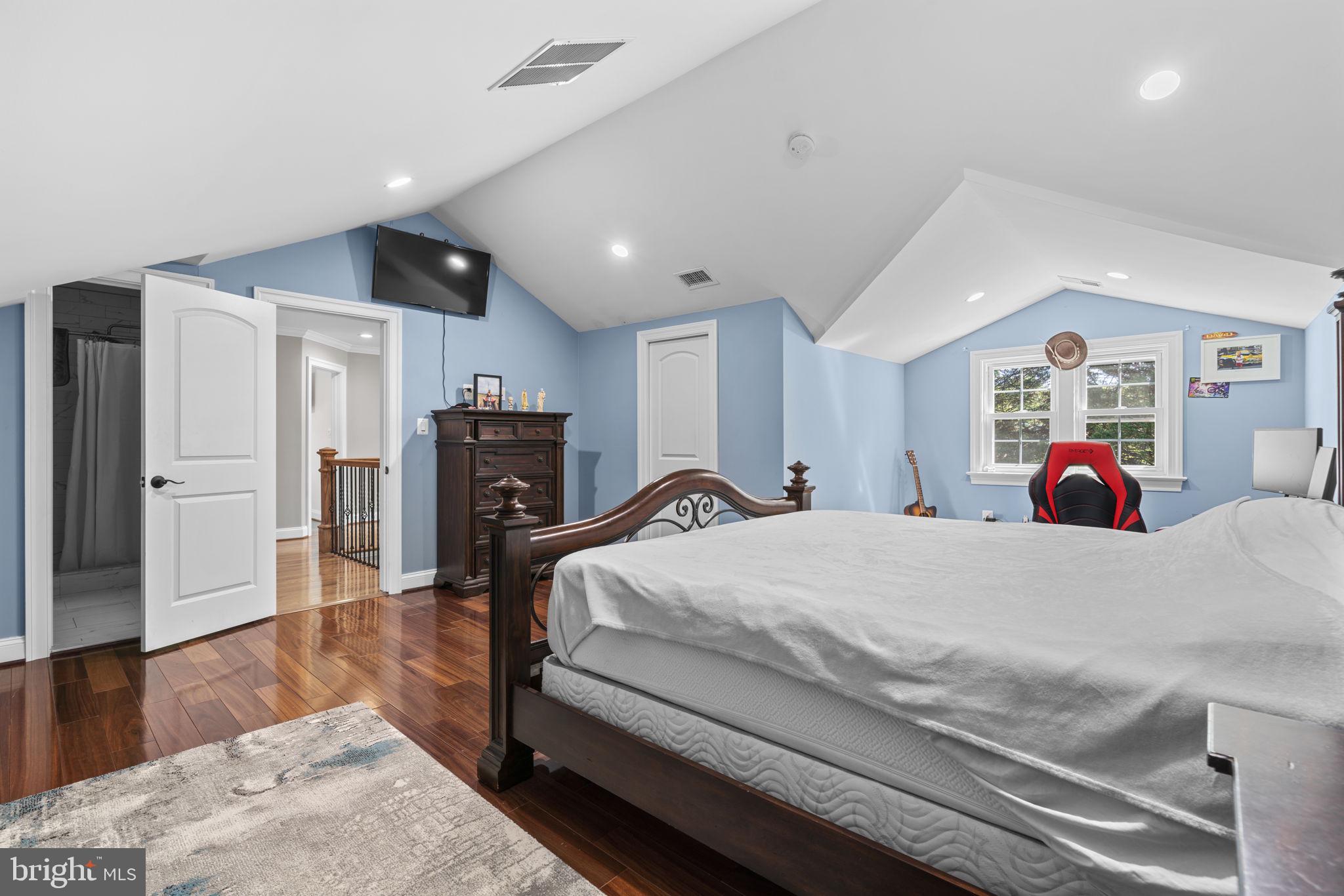 18611 Brooke Road Sandy Spring, MD 20860 - Photo 33 of 62 Bedroom 2