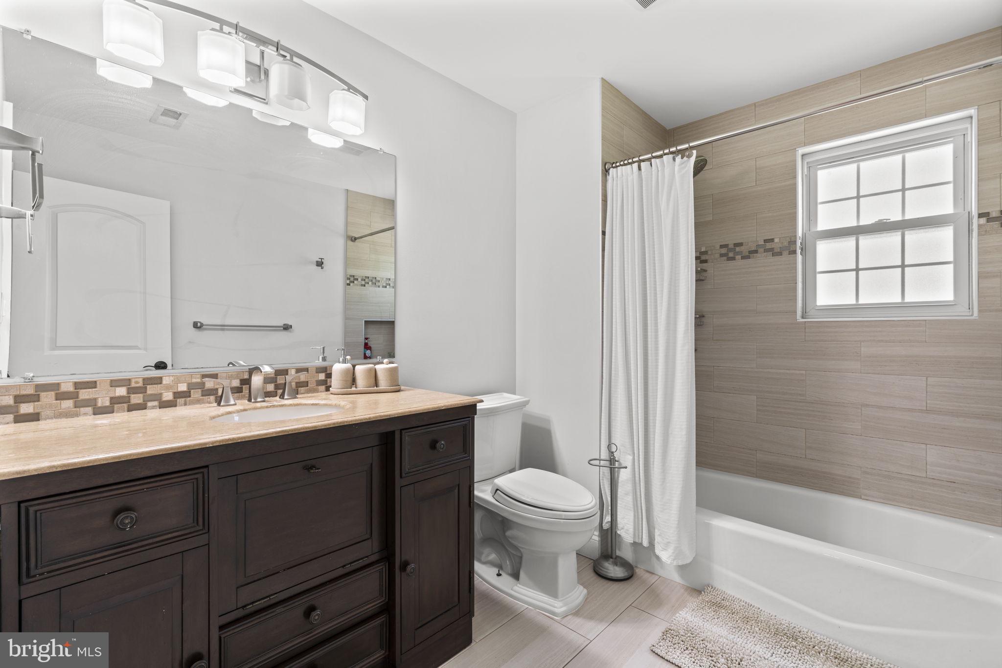 18611 Brooke Road Sandy Spring, MD 20860 - Photo 40 of 62 Upper level Bath