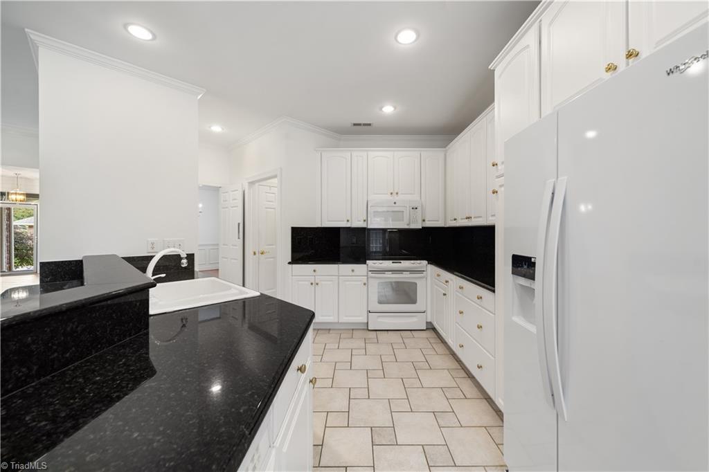 3920 Copperfield Ridge Court Winston-Salem, NC 27106 - Photo 13 of 48