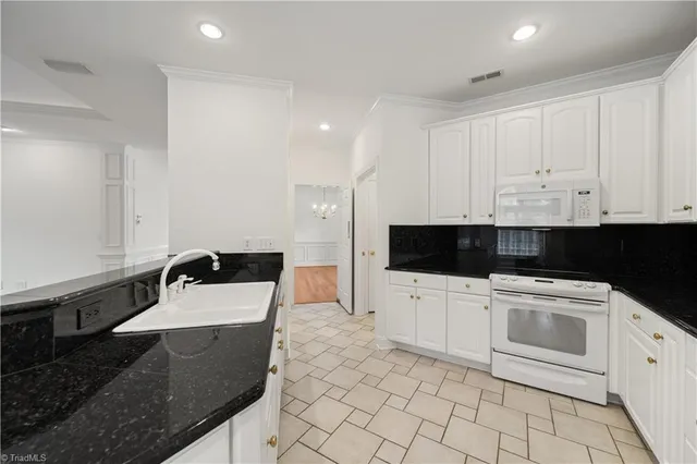 $575,000 | 3920 Copperfield Ridge Court, Winston-Salem, NC 27106