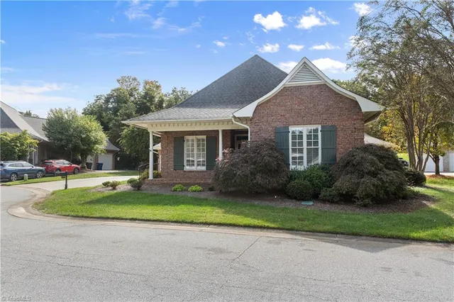 $575,000 | 3920 Copperfield Ridge Court, Winston-Salem, NC 27106