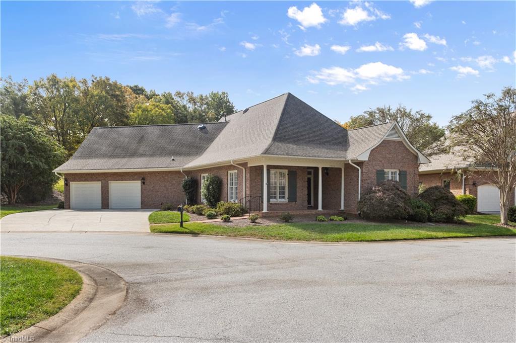 3920 Copperfield Ridge Court Winston-Salem, NC 27106 - Photo 4 of 48