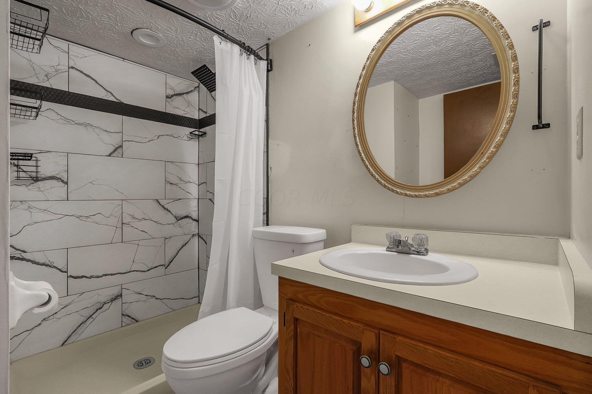 1070 Lockville Road Pickerington, OH 43147 - Photo 18 of 29 19-web-or-mls-1070-lockville-rd