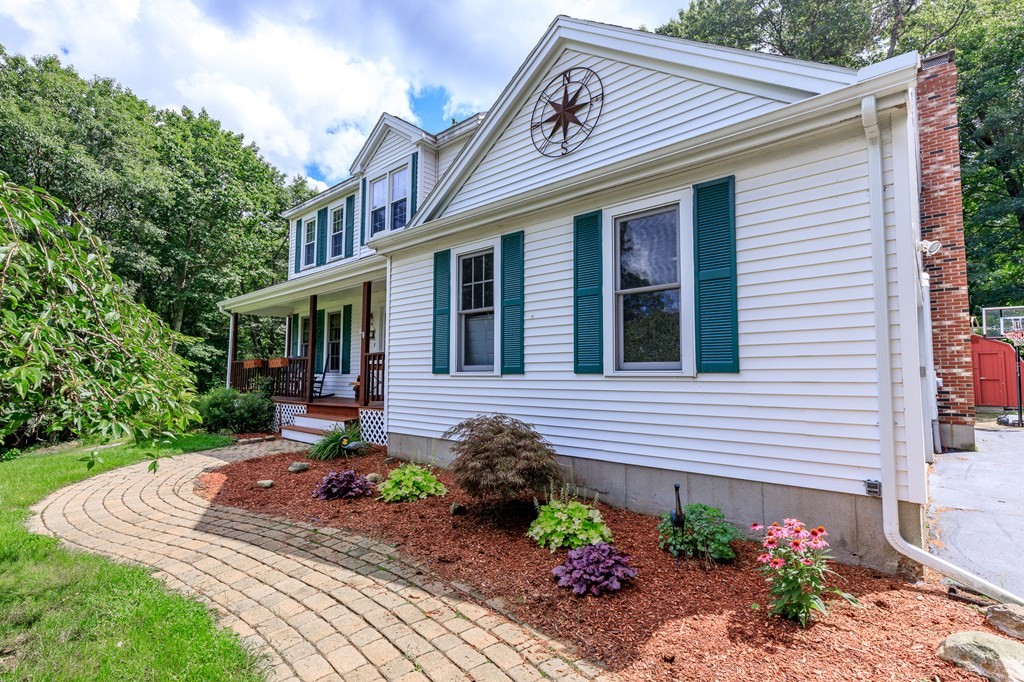 19 Hastings Road Sterling, MA 01564 - Photo 2 of 42