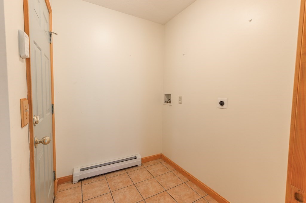 19 Hastings Road Sterling, MA 01564 - Photo 23 of 42
