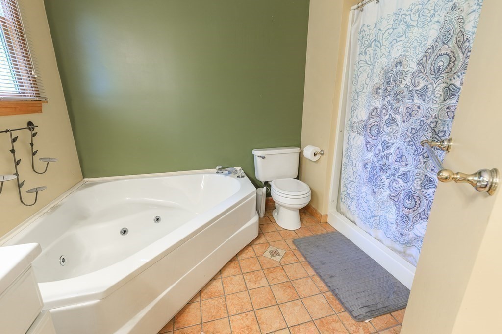 19 Hastings Road Sterling, MA 01564 - Photo 30 of 42