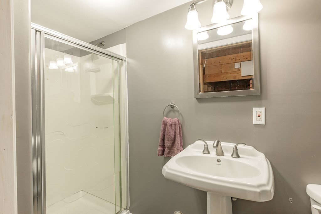 19 Hastings Road Sterling, MA 01564 - Photo 40 of 42