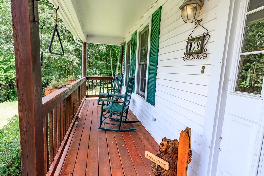 19 Hastings Road Sterling, MA 01564 - Photo 4 of 42