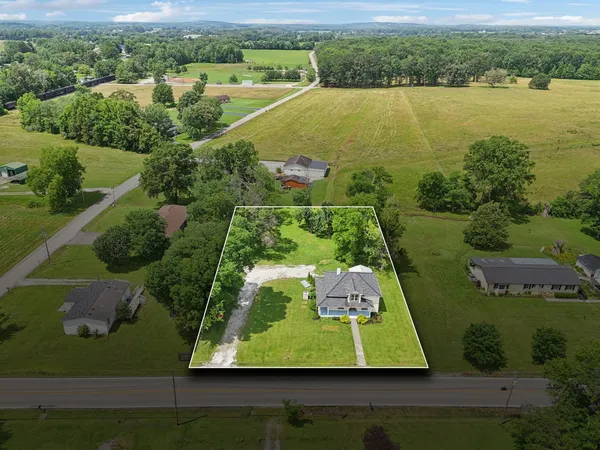 $279,000 | 511 North Main Street, Morrison, TN 37357