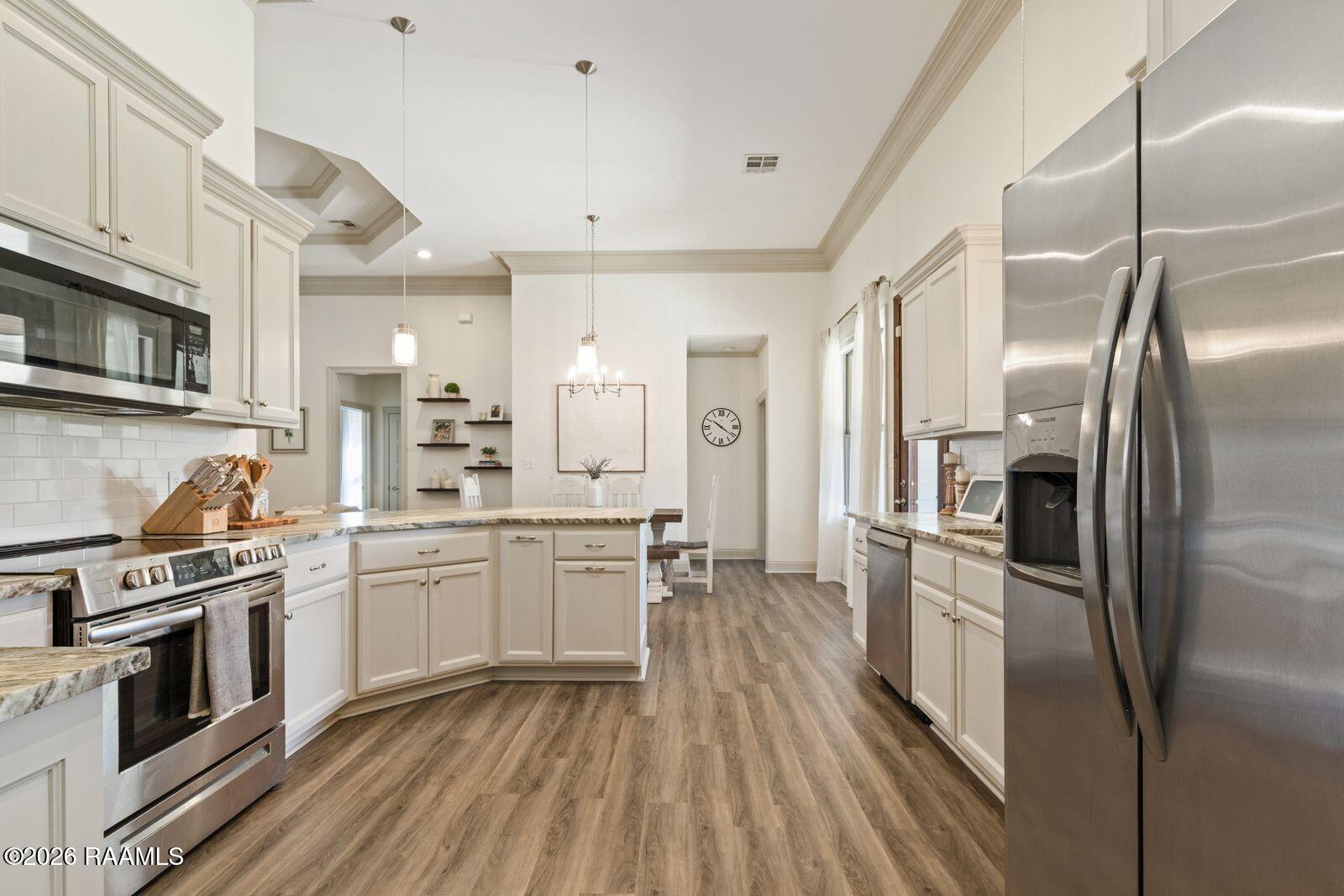 113 Rue Village Maurice, LA 70555 - Photo 11 of 34 Kitchen .