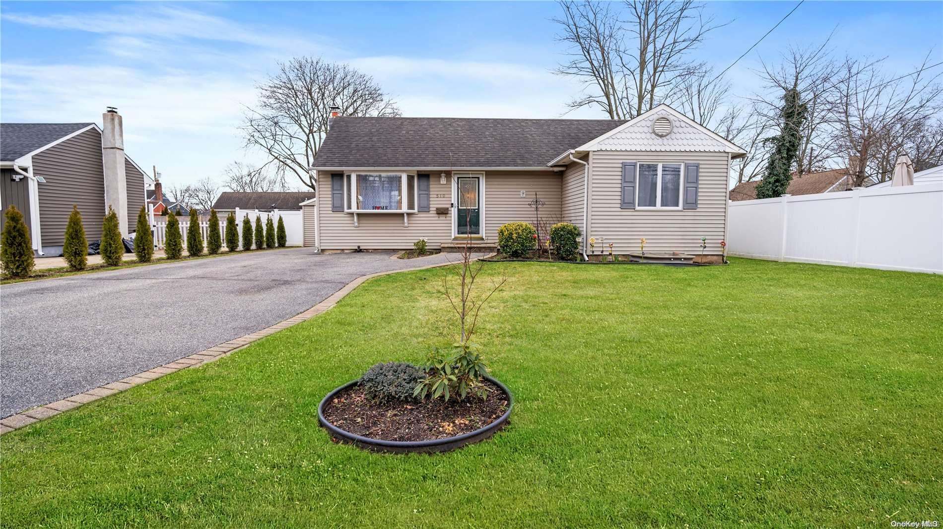 510 Trolley Line Road Babylon, NY 11702 - Photo 1 of 1 Gallery Image 1