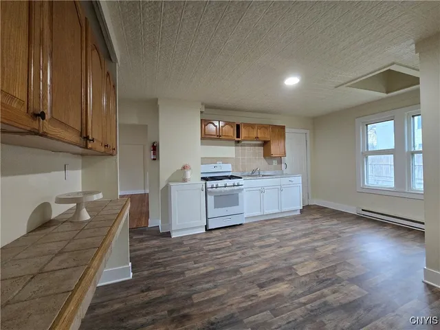 $290,000 | 53 Arterial West, Auburn, NY 13021