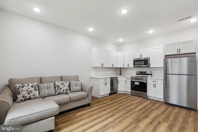 $1,900 | 1840-42 North Gratz Street, Unit A, Philadelphia, PA 19121