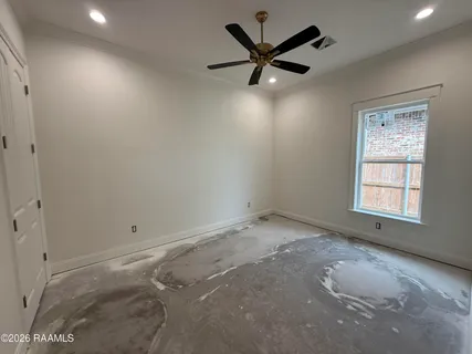 $409,500 | 410 Dunvegan Court, Lafayette, LA 70503