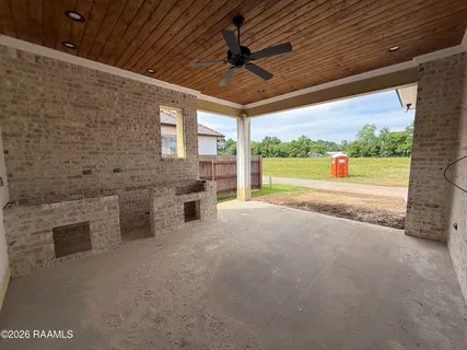 $409,500 | 410 Dunvegan Court, Lafayette, LA 70503