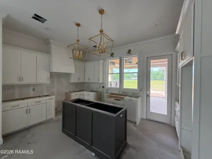 $409,500 | 410 Dunvegan Court, Lafayette, LA 70503