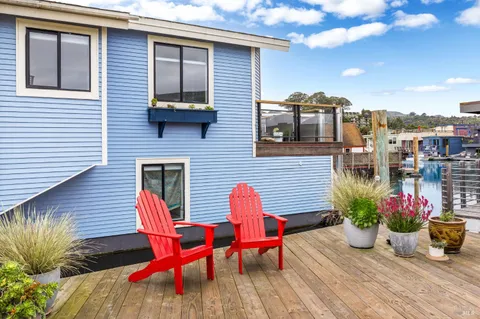 $1,795,000 | 38 South 40 Dock, Sausalito, CA 94965