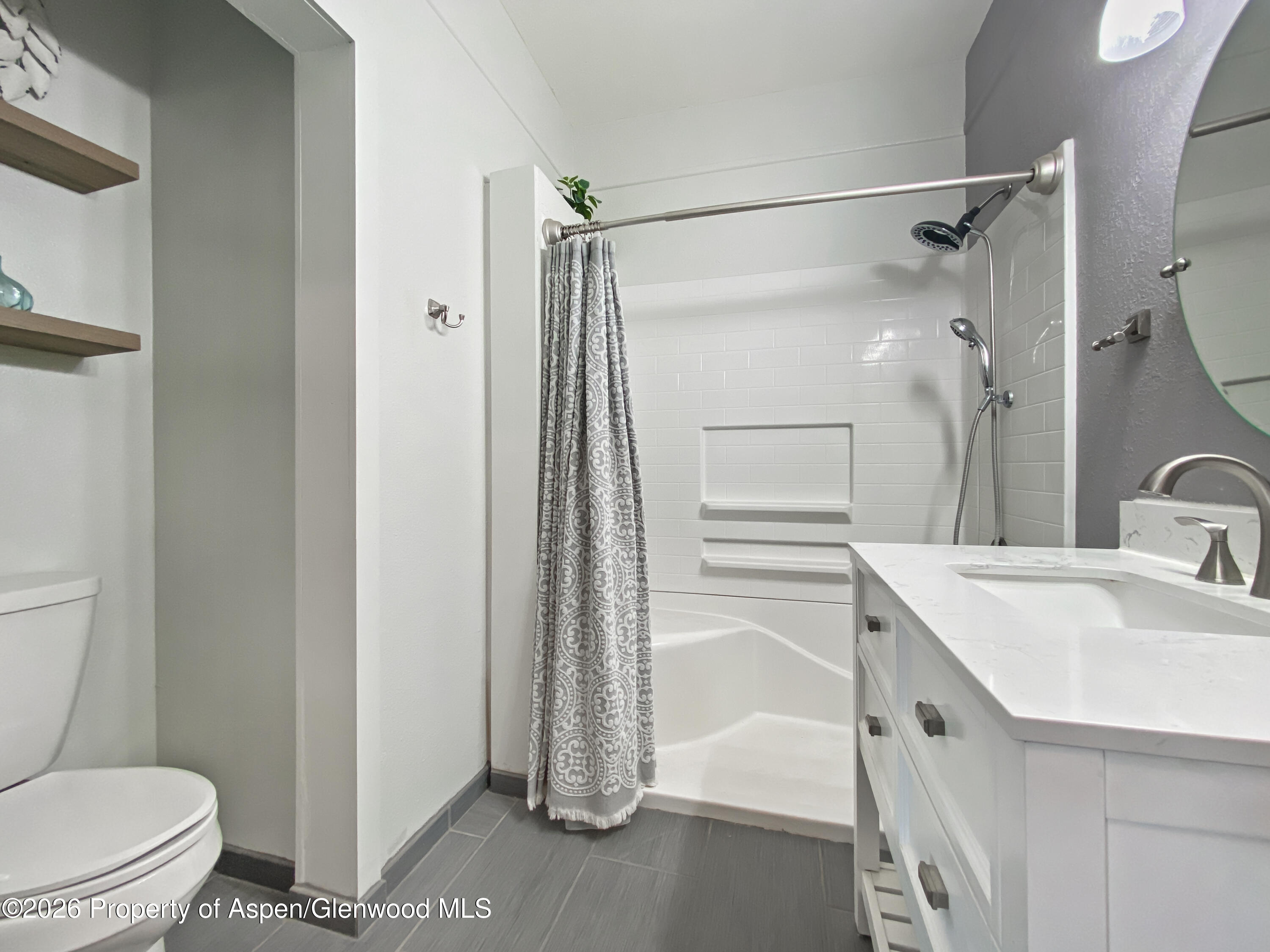 925 Cleveland Street Meeker, CO 81641 - Photo 20 of 30 Guest Full Bath