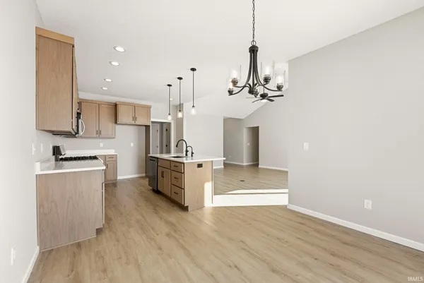 $364,900 | 1038 Zenos Boulevard, Fort Wayne, IN 46818