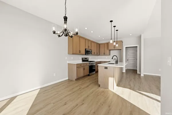 $364,900 | 1038 Zenos Boulevard, Fort Wayne, IN 46818