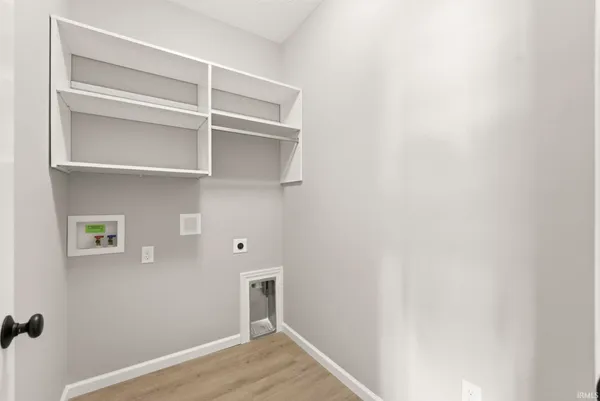 $364,900 | 1038 Zenos Boulevard, Fort Wayne, IN 46818