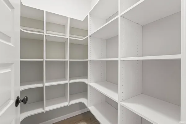 $364,900 | 1038 Zenos Boulevard, Fort Wayne, IN 46818