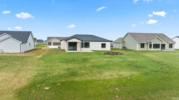 $364,900 | 1038 Zenos Boulevard, Fort Wayne, IN 46818