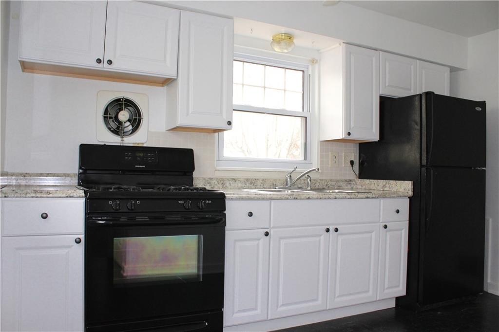 420 Bechman Street Springdale, PA 15144 - Photo 5 of 16 Brand New Kitchen Cabinets & Counter Top