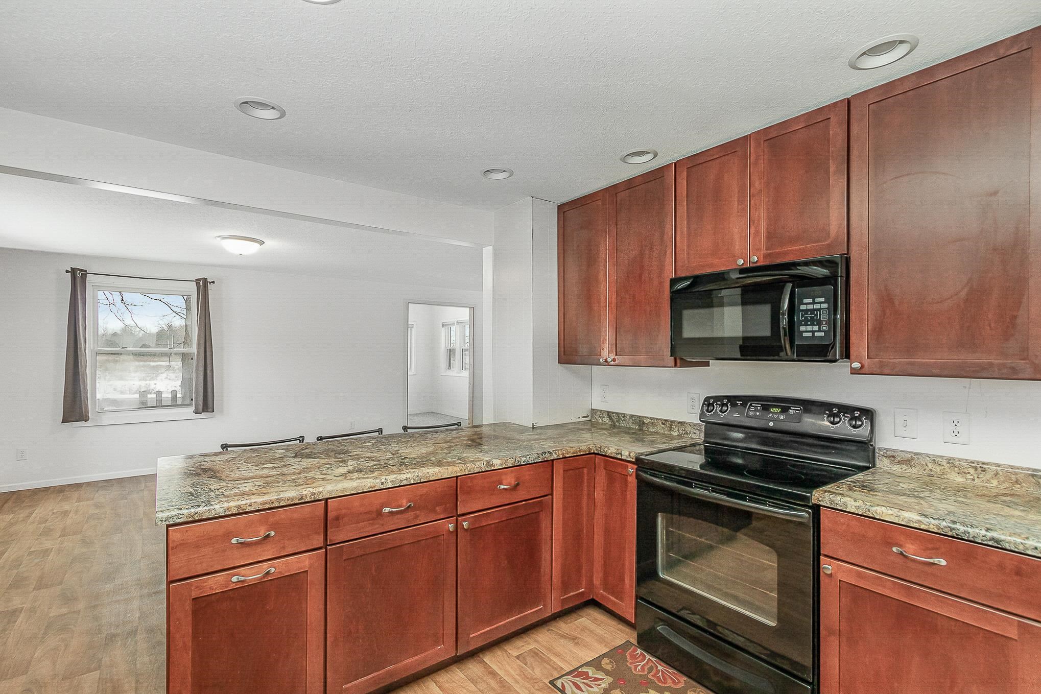 5425 South Mission Road Mount Pleasant, MI 48858 - Photo 15 of 25 1896290-14.JPG