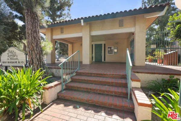 $364,900 | 18307 Burbank Boulevard, Unit 118, Tarzana, CA 91356