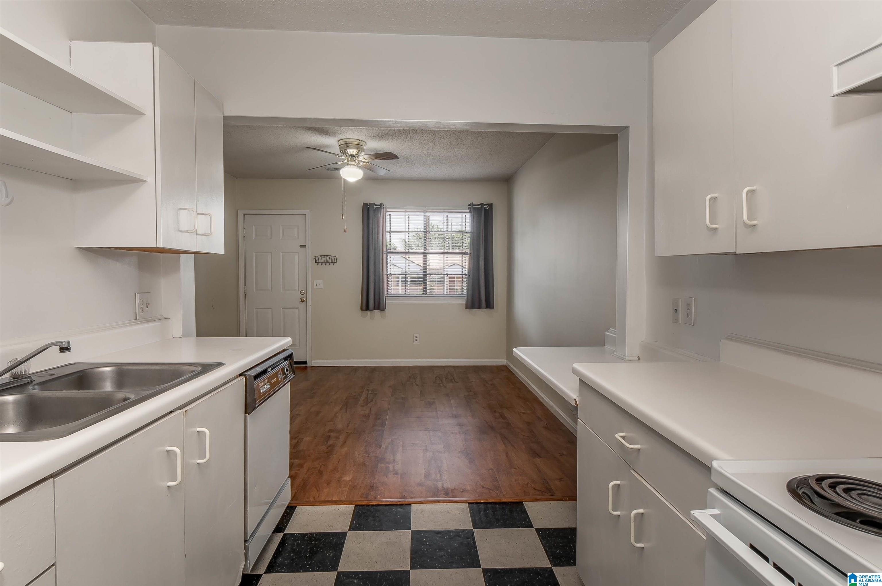 901 Hargrove Road, Unit 13C Tuscaloosa, AL 35401 - Photo 14 of 28