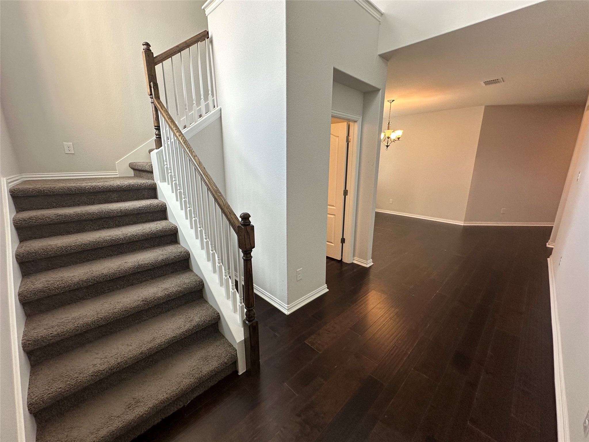 1002 Ridge Runner Drive Georgetown, TX 78628 - Photo 2 of 25 Entry way