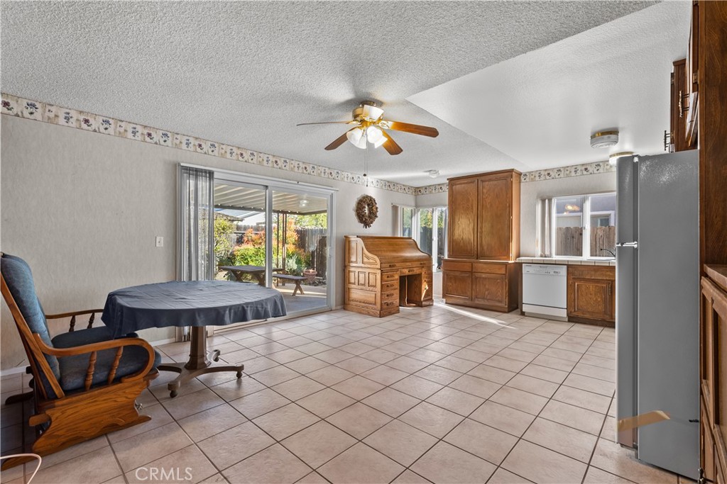 3965 Celia Court Simi Valley, CA 93063 - Photo 6 of 11