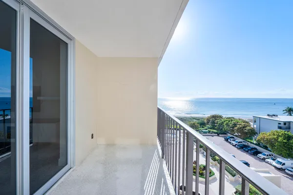 $449,000 | 1900 South Ocean Boulevard, Unit 7A, Lauderdale-by-the-Sea, FL 33062