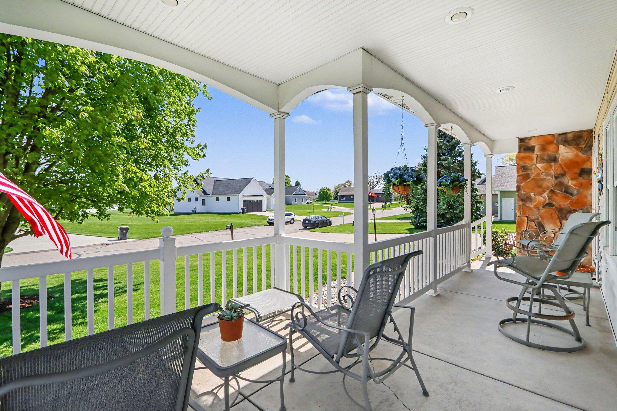 7928 Spring Haven Kalamazoo, MI 49009 - Photo 2 of 36 Grand, covered front porch