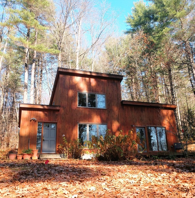 626 Station Road Amherst, MA 01002 - Photo 1 of 38 Gallery Image 1