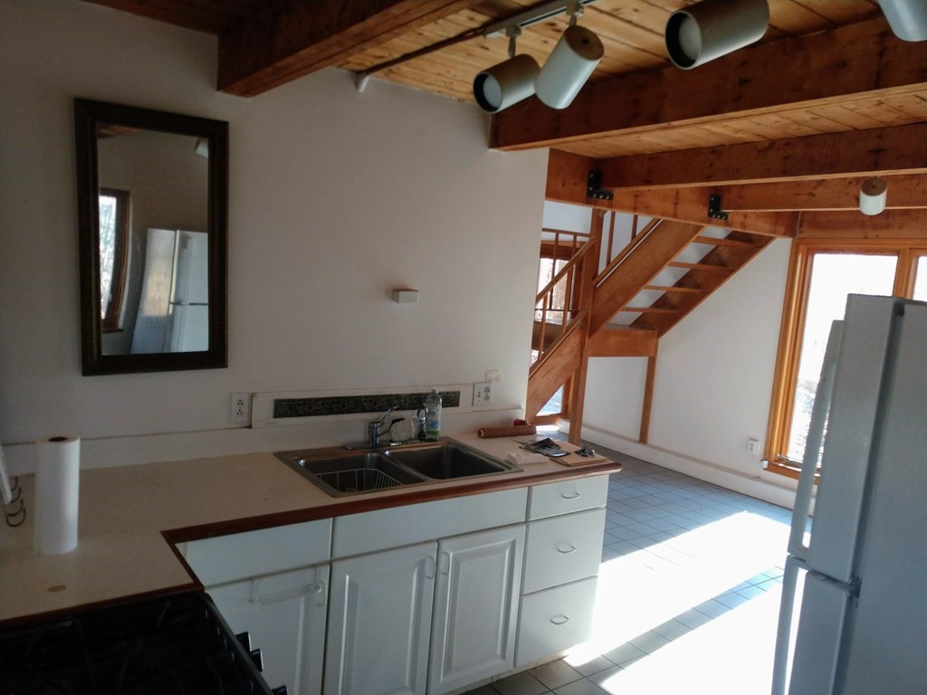 626 Station Road Amherst, MA 01002 - Photo 19 of 38 Gallery Image 19