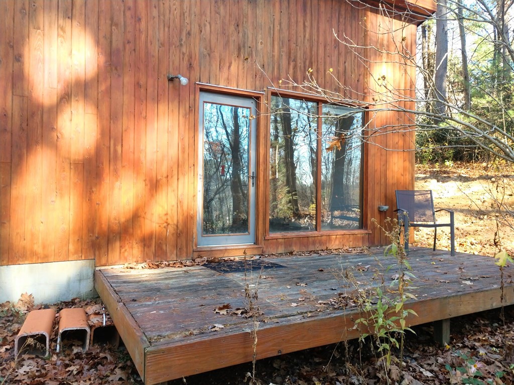 626 Station Road Amherst, MA 01002 - Photo 5 of 38 Gallery Image 5
