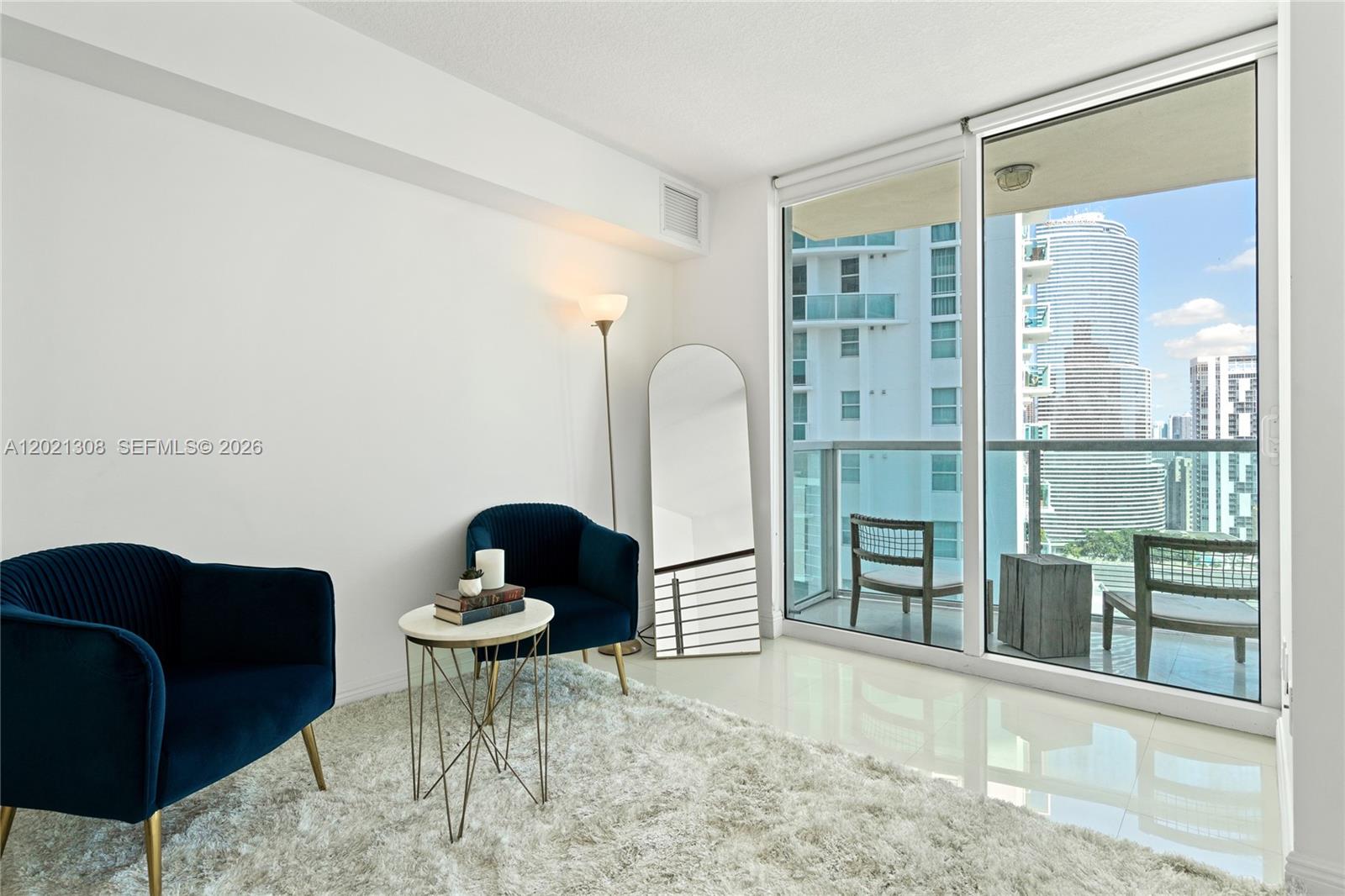41 Southeast 5th Street, Unit 1609 Miami, FL 33131 - Photo 21 of 41