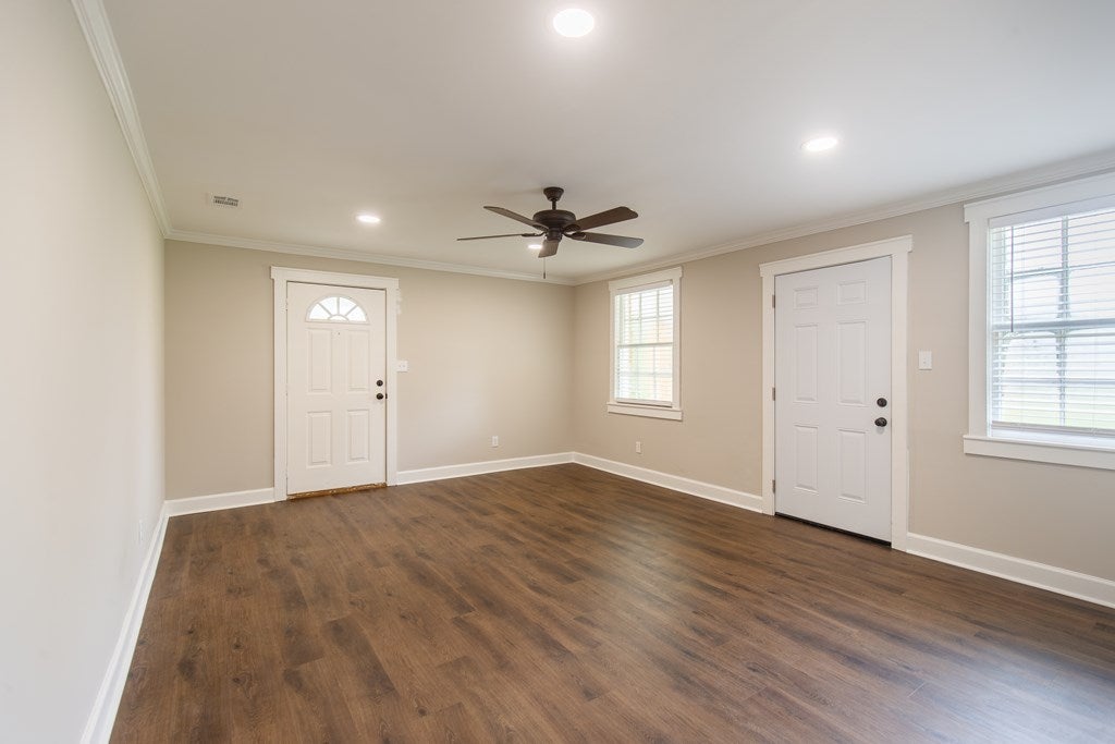 3320 Hart Road Valdosta, GA 31601 - Photo 3 of 23 Gallery Image 3