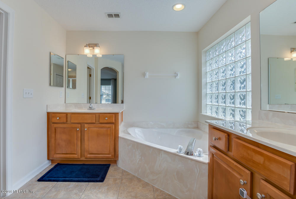 493 Roserush Lane Jacksonville, FL 32225 - Photo 26 of 45 Master Bath