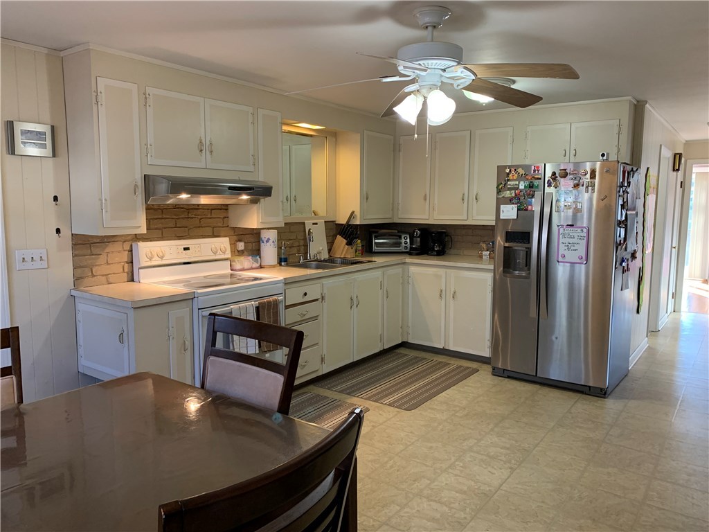 11 3 M Road Coventry, RI 02816 - Photo 9 of 27 Gallery Image 9