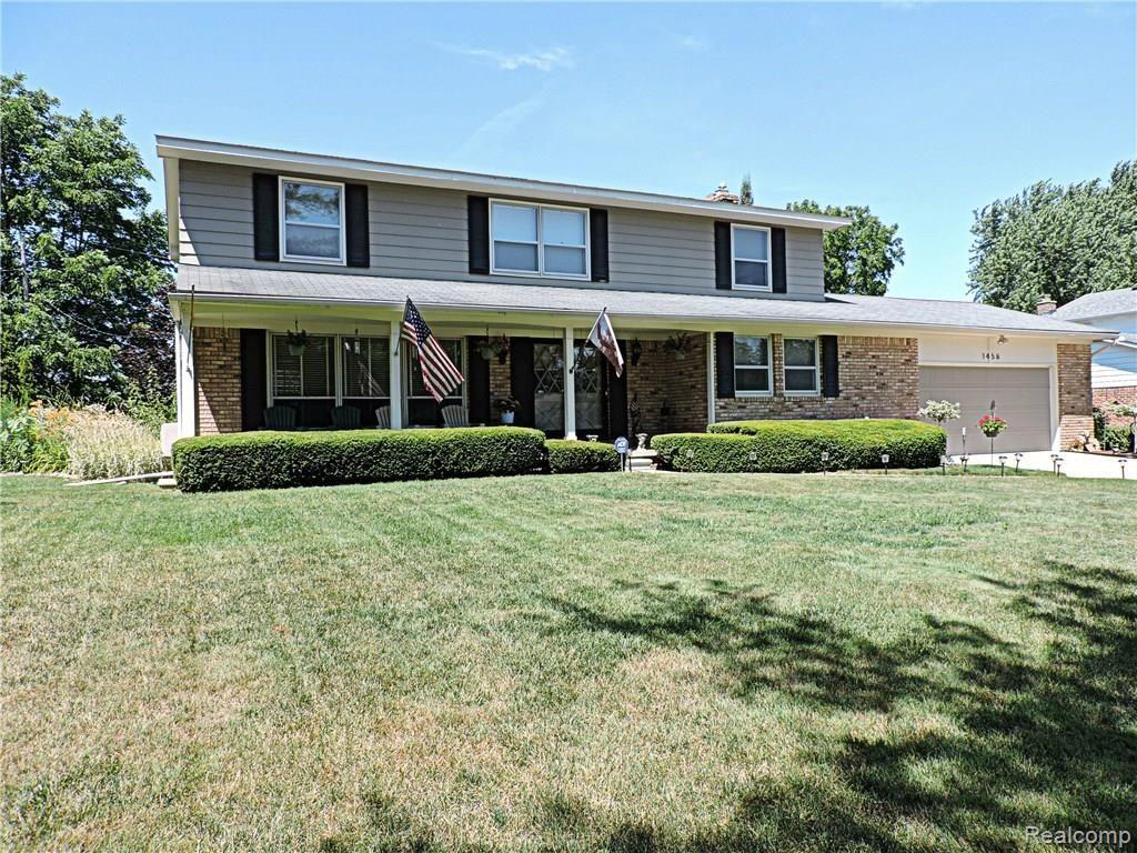 1456 Kennebec Road Grand Blanc, MI 48439 - Photo 3 of 56 3.JPG
