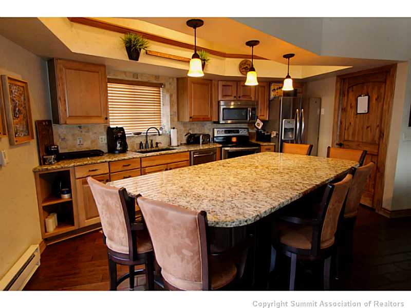 860 Copper Road, Unit 410 Frisco, CO 80443 - Photo 5 of 18 Kitchen. Family dining and great memories are made in this kitchen.