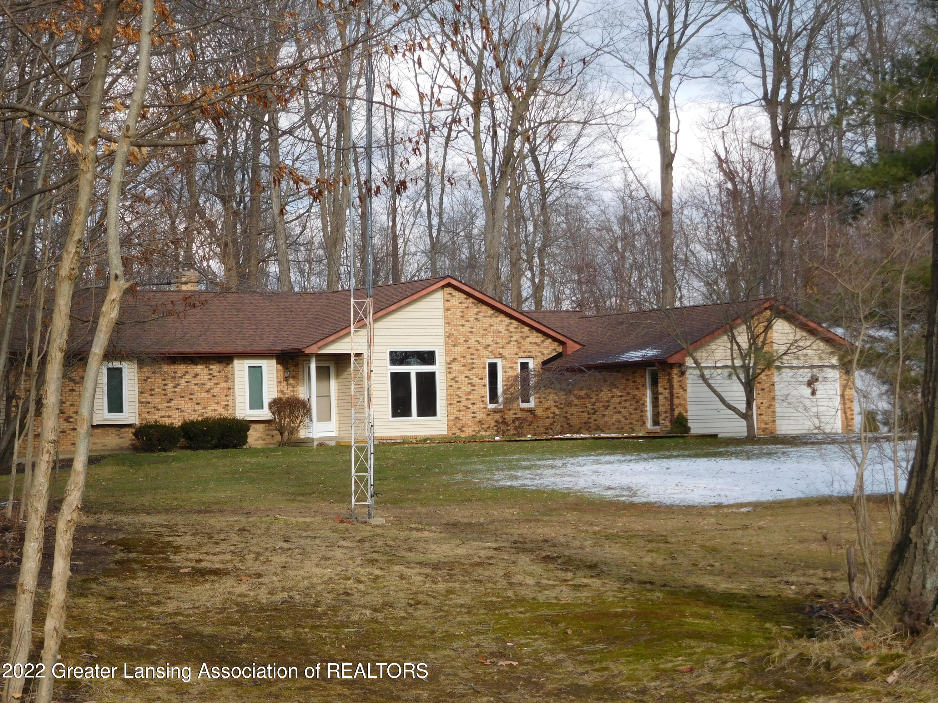 880 Stillman Road Mason, MI 48854 - Photo 1 of 75 DSCN5130