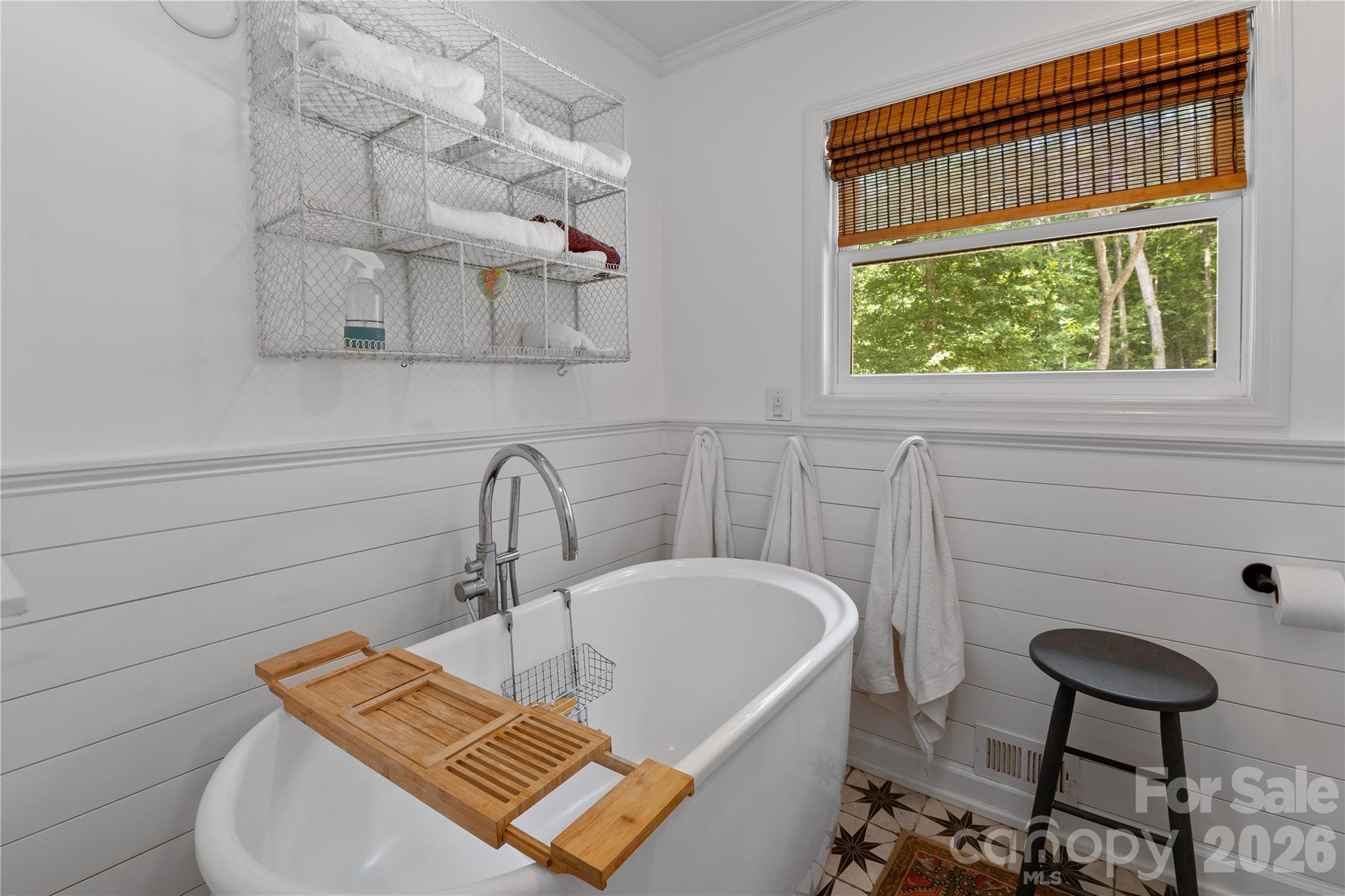 109 Paradise Circle Clyde, NC 28721 - Photo 21 of 33