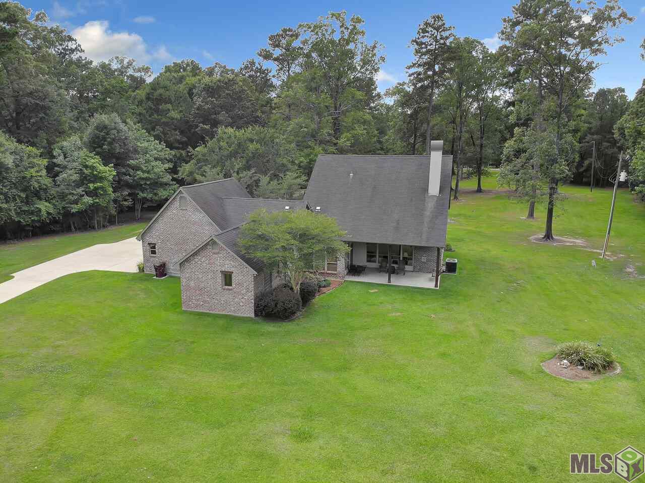 22620 Joe May Road Denham Springs, LA 70726 - Photo 4 of 36 Gallery Image 4