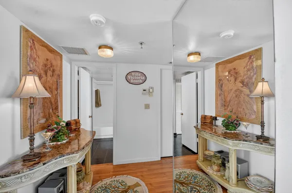 $3,200 | 8200 Lakeshore Drive, Unit 5070, Hypoluxo, FL 33462